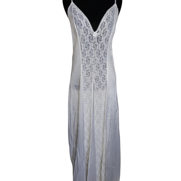 Vintage lace long white deep vneck slip dress - Picture 4 of 10